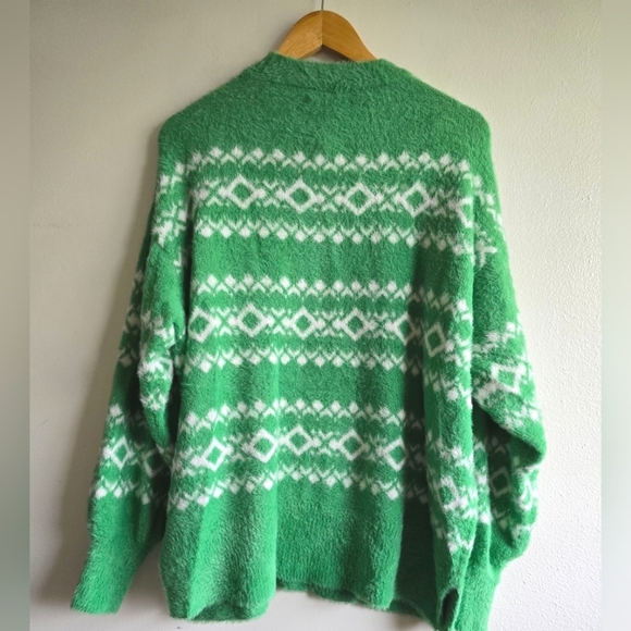 Aerie, Oversized Fuzzy Crewneck Sweater, Size Small - Picture 6 of 9